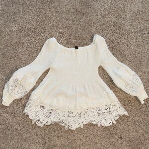 Chic White Lace Women's Blouse